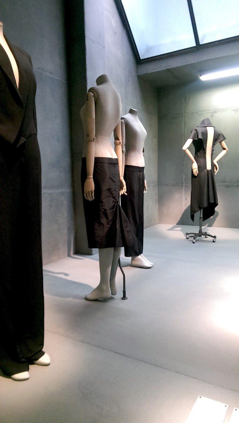 Savage Beauty: An Alexander McQueen Exhibition at the V&A - Romantic Mind
