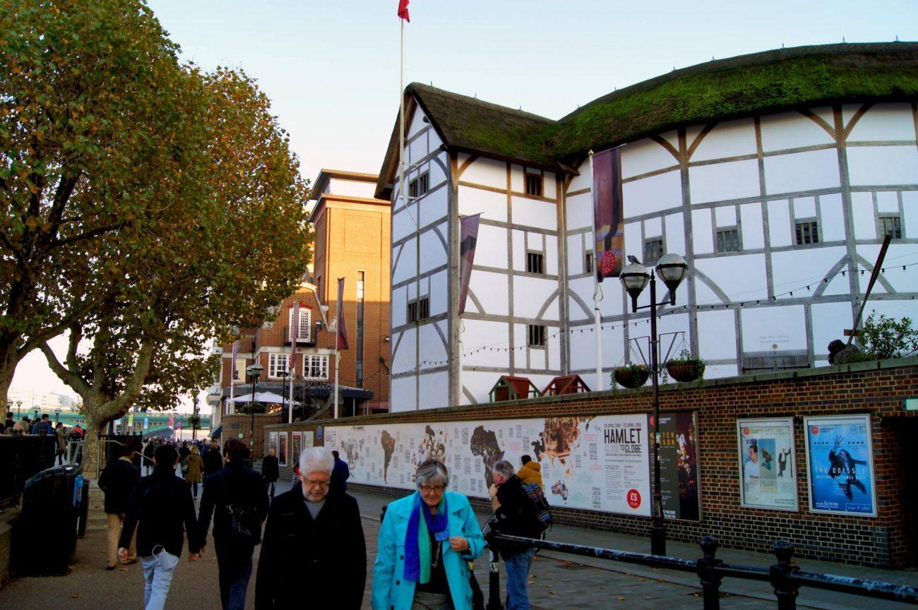 Tides of Time a Riverside Walk with Context Travel the Globe theatre