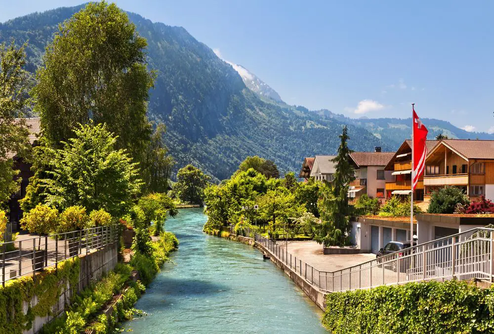 Austria or Switzerland Which country should you visit for the perfect Alpine holiday Switzerland Austria or Switzerland - Which country should you visit for the perfect Alpine holiday - Switzerland