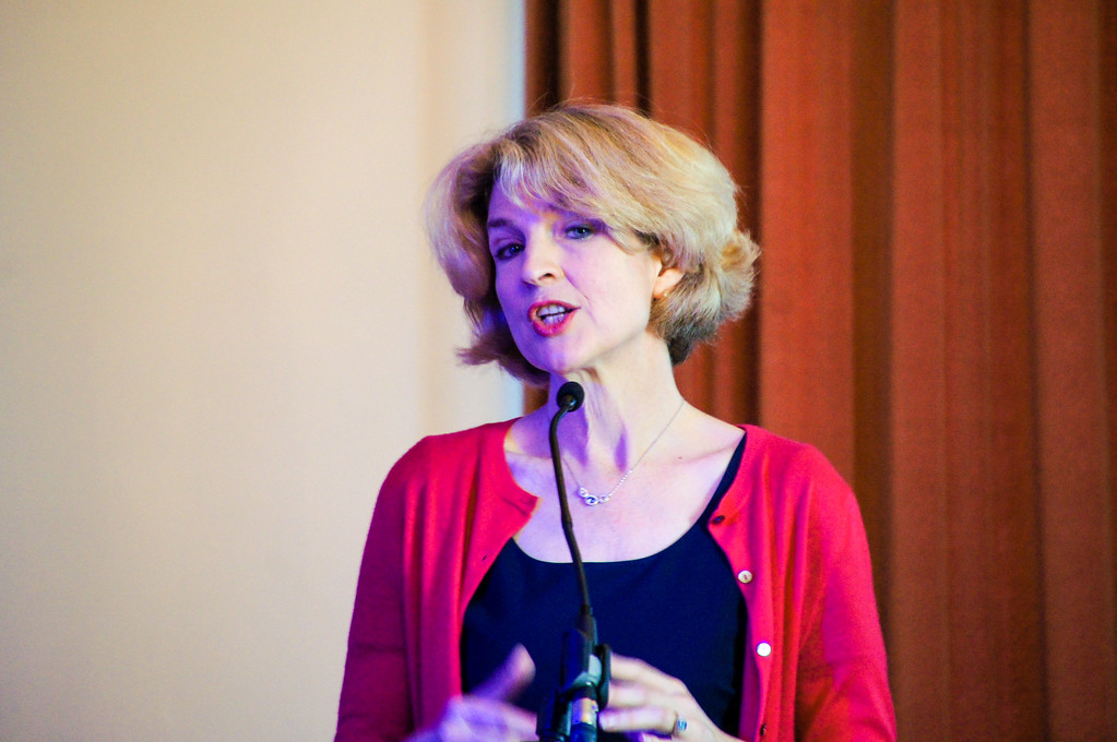 Jane Thynne lecture on the Real Housewifes of Nazi Germany at the literary festival on the isle of wight Jane Thynne speaking at the Isle of Wight Literary Festival