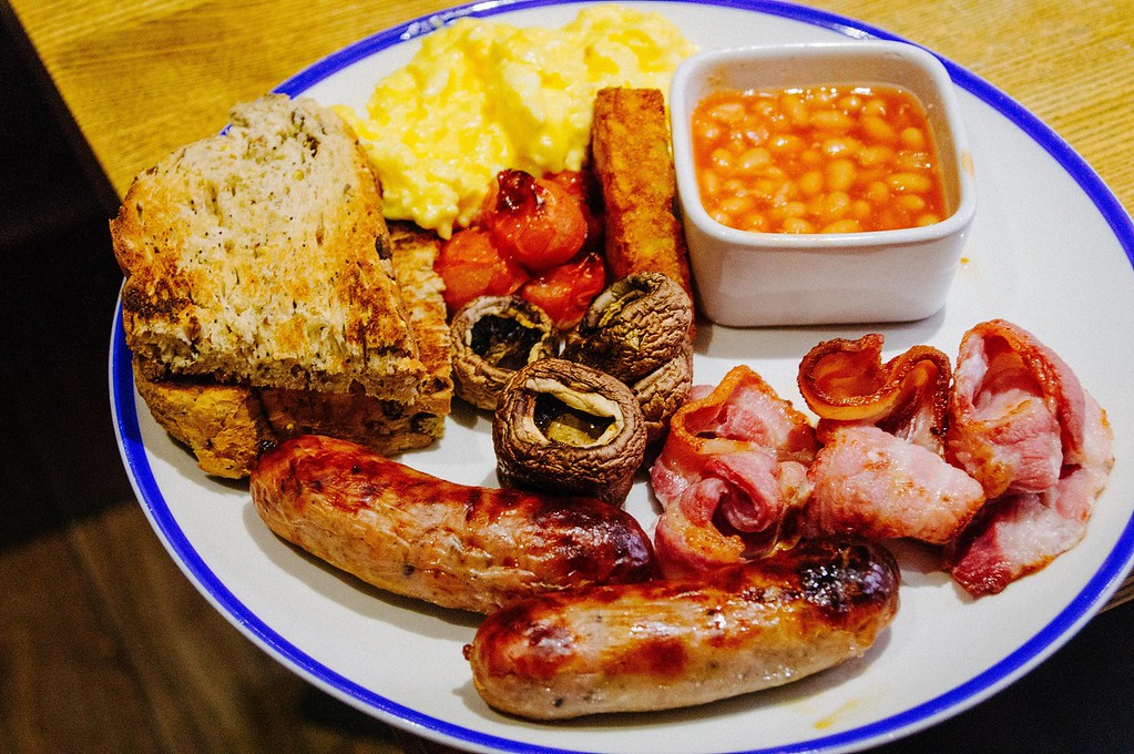 the elephant at the market in newbury interior restaurant full breakfast the elephant at the market in newbury interior restaurant full breakfast