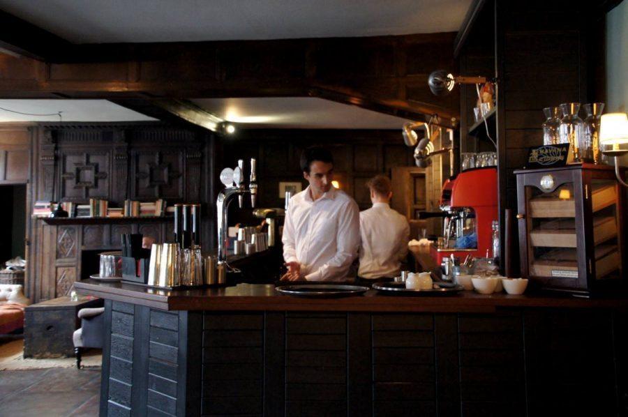 bar in the pub in the bel and dragon country inn