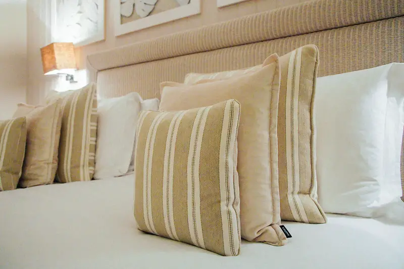 cushions in our bedroom in hotel la place in Jersey