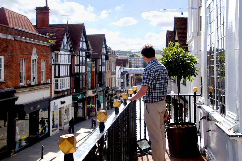 husband looking of the terrace of the guildhall of Guildford