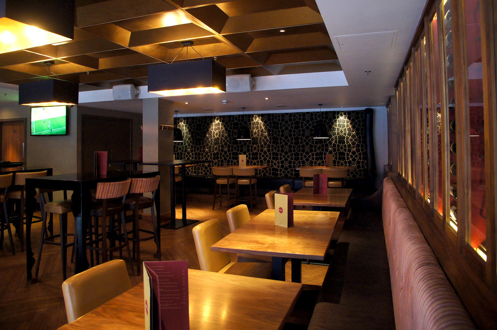 interior of rocket italian fusion restaurant in london picture 2 interior of rocket italian fusion restaurant in london picture 2