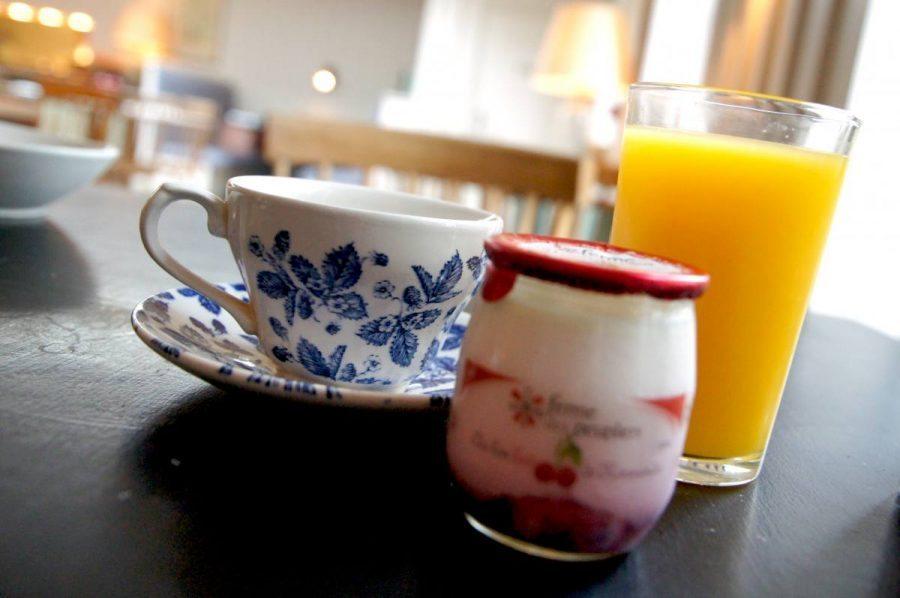 orange juice and teaf for breakfast at the bel and dragon in odiham