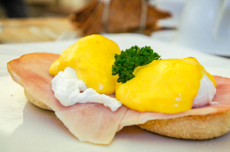 Poached eggs for breakfast at hotel la place in Jersey
