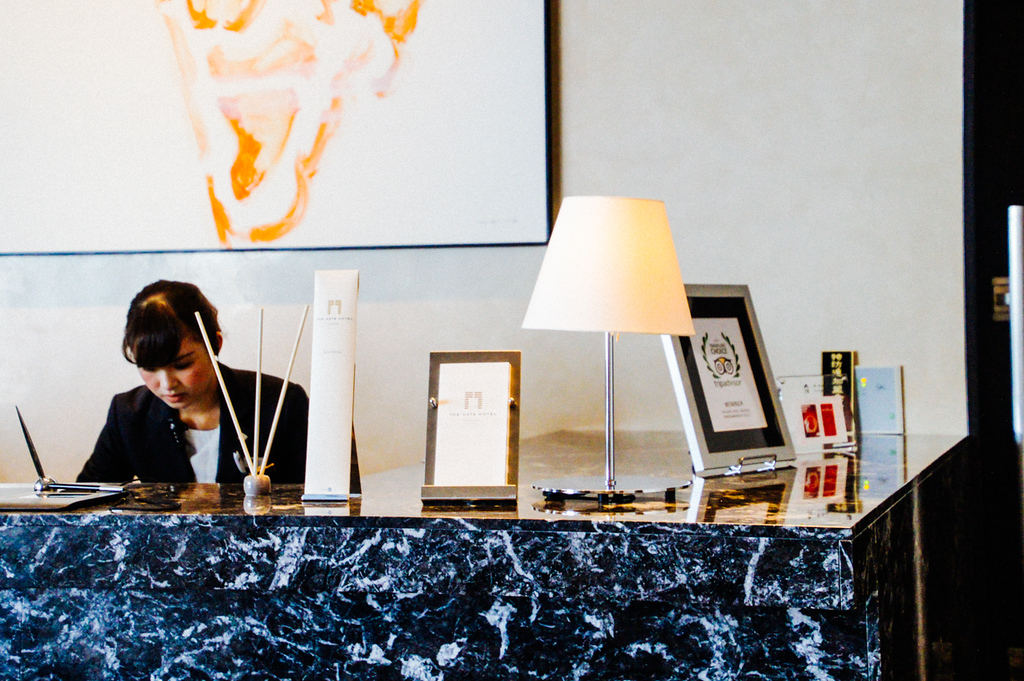 reception of the Gate hotel kaminarimon