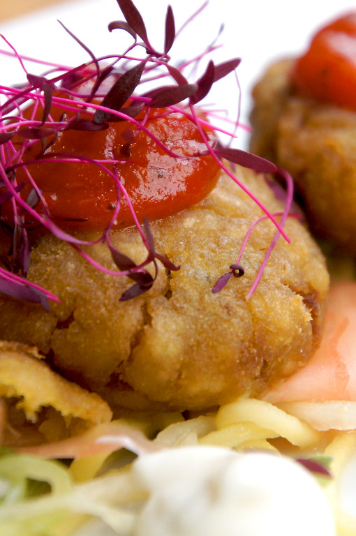 thai crab cakes starter at rocket italian fusion restaurant in london picture 2 thai crab cakes starter at rocket italian fusion restaurant in london picture 2