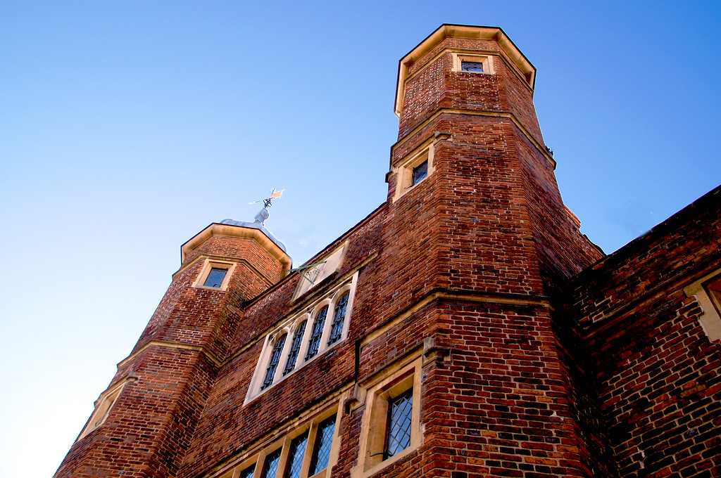 things to see in guildford abbots hospital