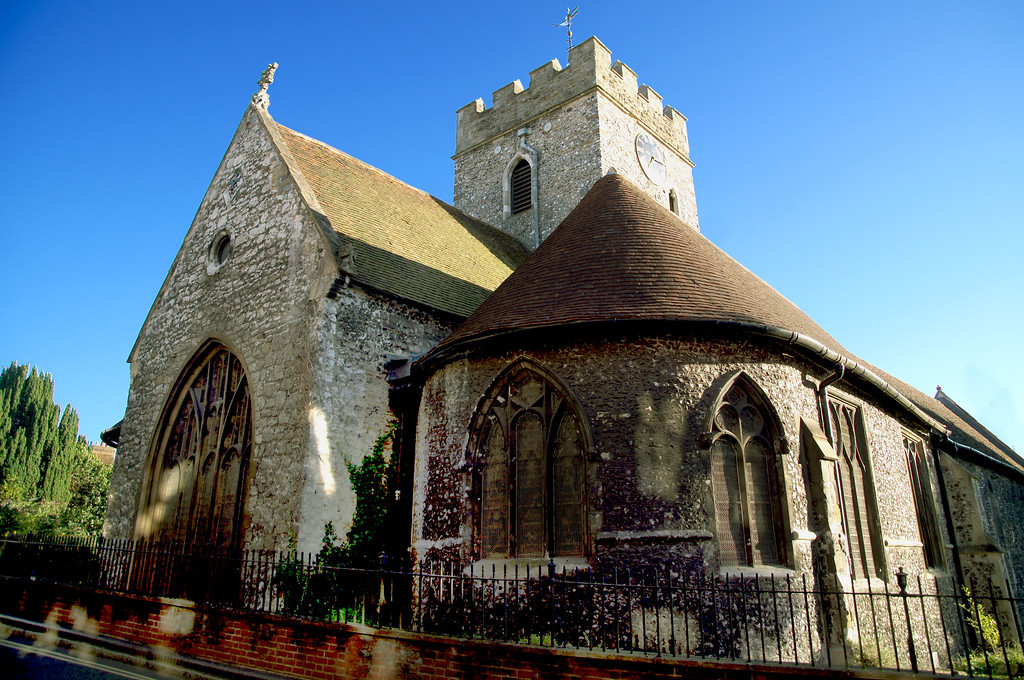 things to see in guildford st marys church