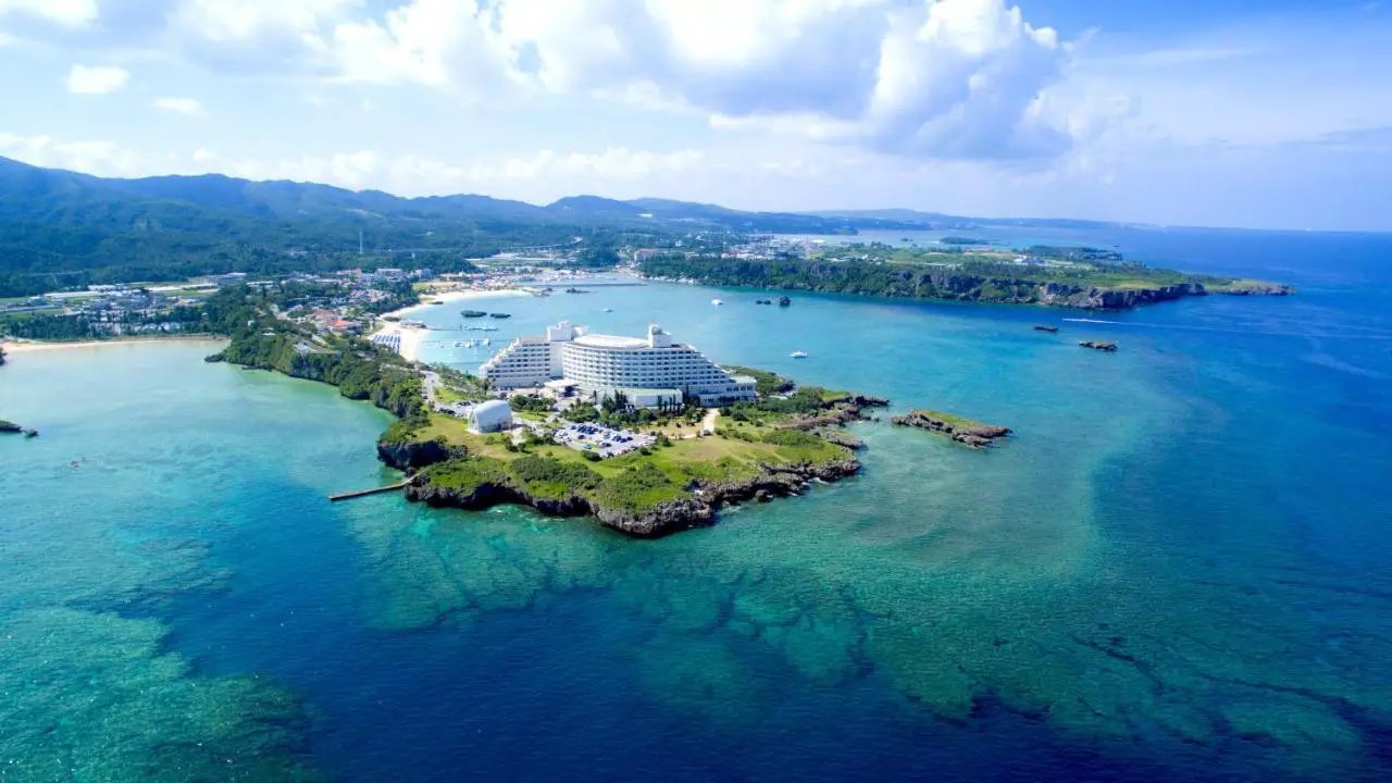 Where to stay in Okinawa Onna Ana InterContinental Manza Beach Resort
