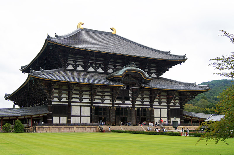 2 Week Japan Itinerary Nara Todaiji Templee Todai-ji temple in Nara, Japan