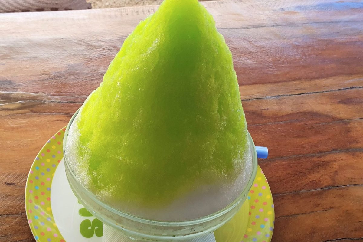 20190519 105039 edited Green shaved ice in Taketomi village
