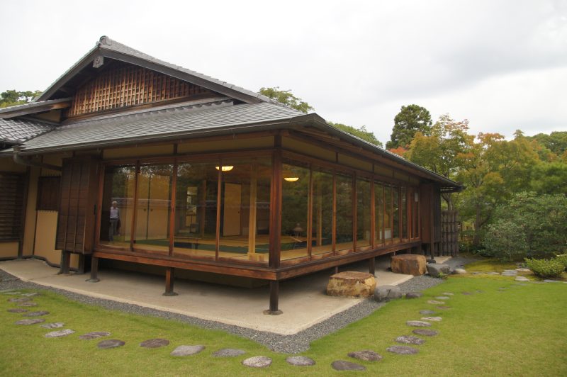 Wooden pavilion with a veranda in Koko-en Garden