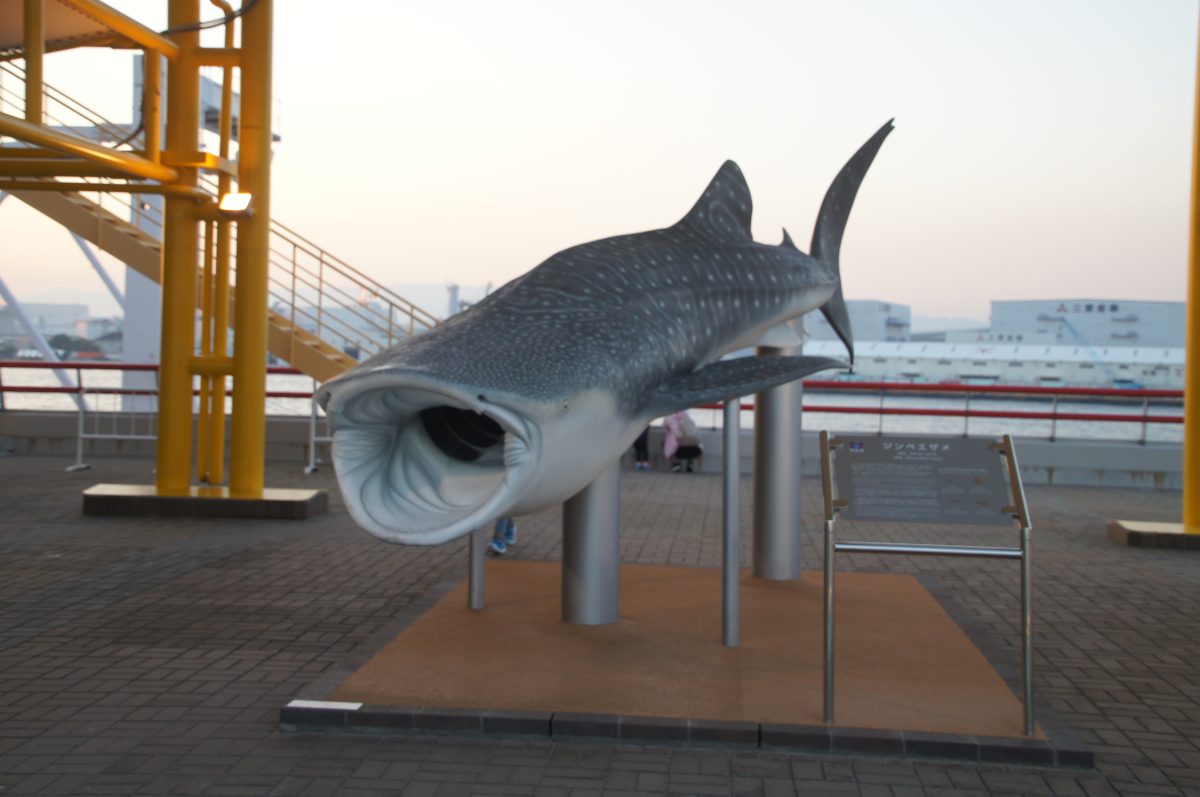 Large whale shark sculpture beside Osaka Aquarium Kaiyukan at Tempozan Harbour Village