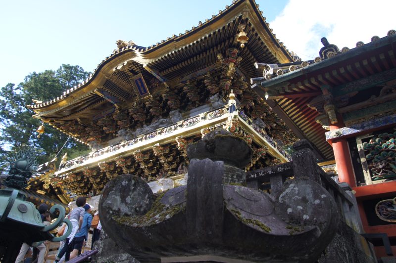 DSC07559 Ornate Yomeimon Gate viewed from below at Nikko Toshogu Shrine