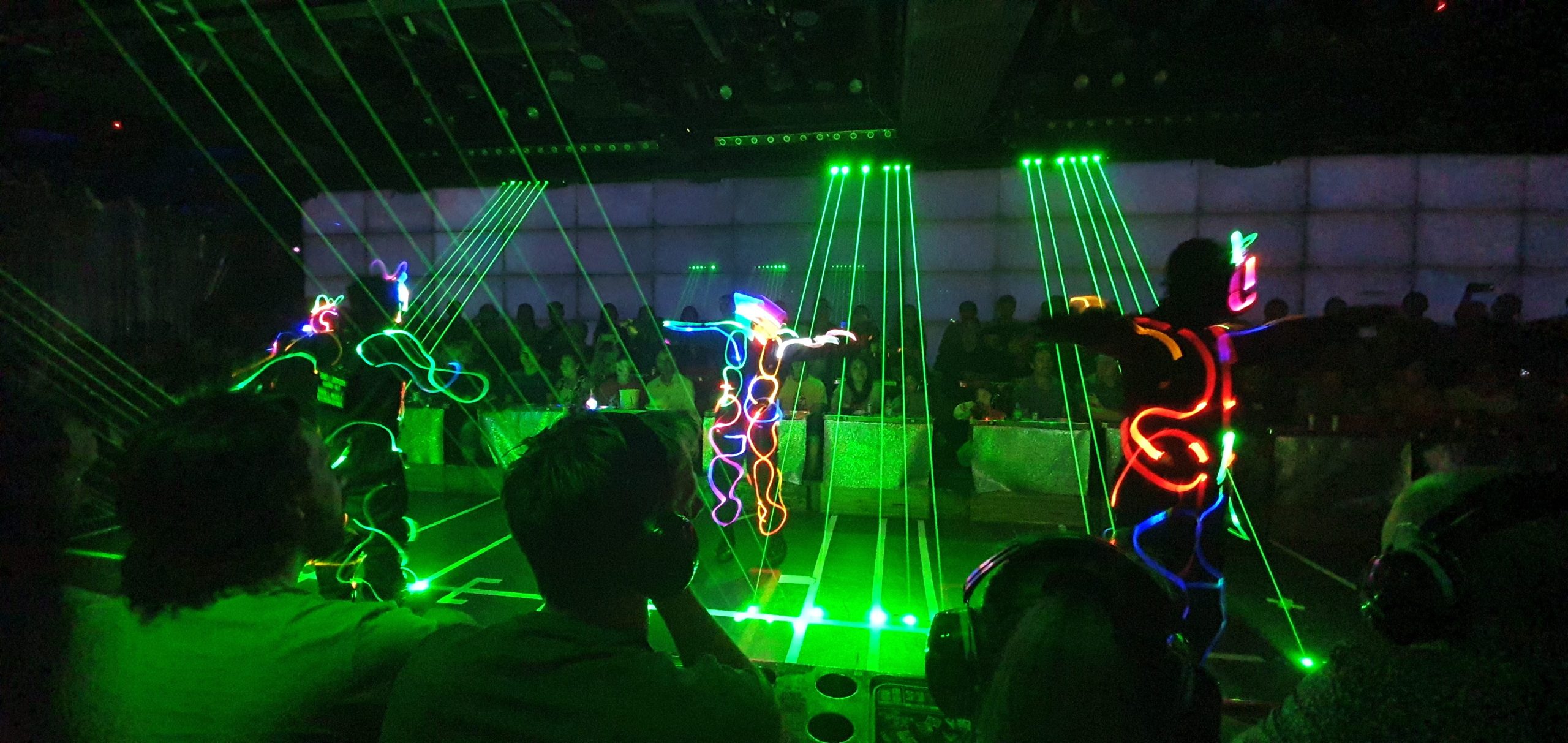 Robot Restaurant 253 scaled Green lasers and illuminated costumes during the Robot Restaurant show