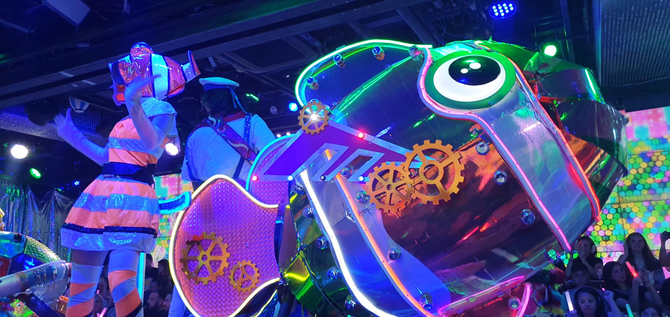 Robot Restaurant 302 scaled Illuminated mechanical float and performers at Robot Restaurant in 2019